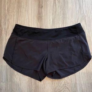 Lululemon black Speed up shorts EUC size 12